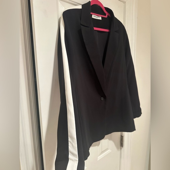 Amanda Uprichard Blazer - Picture 4 of 5